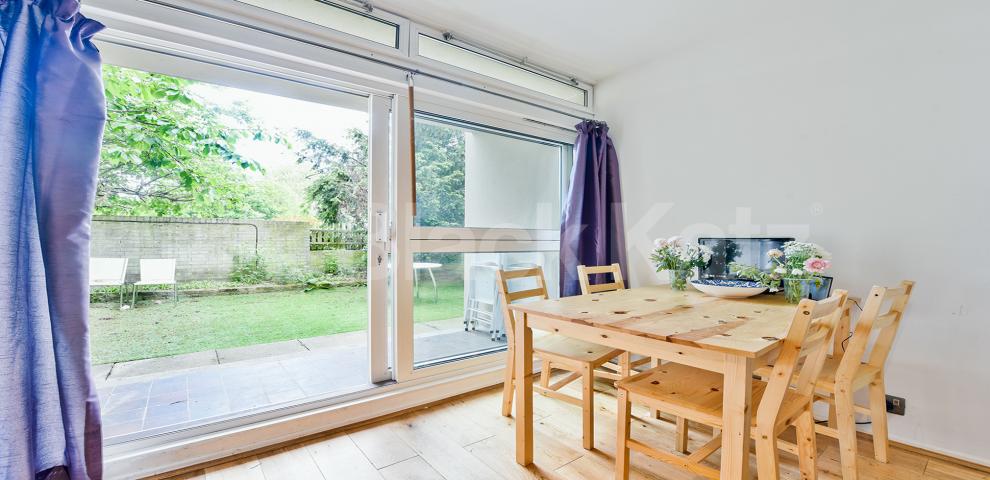 Arranged over two floors with tranquil garden Cedars Road, Clapham Common North Side